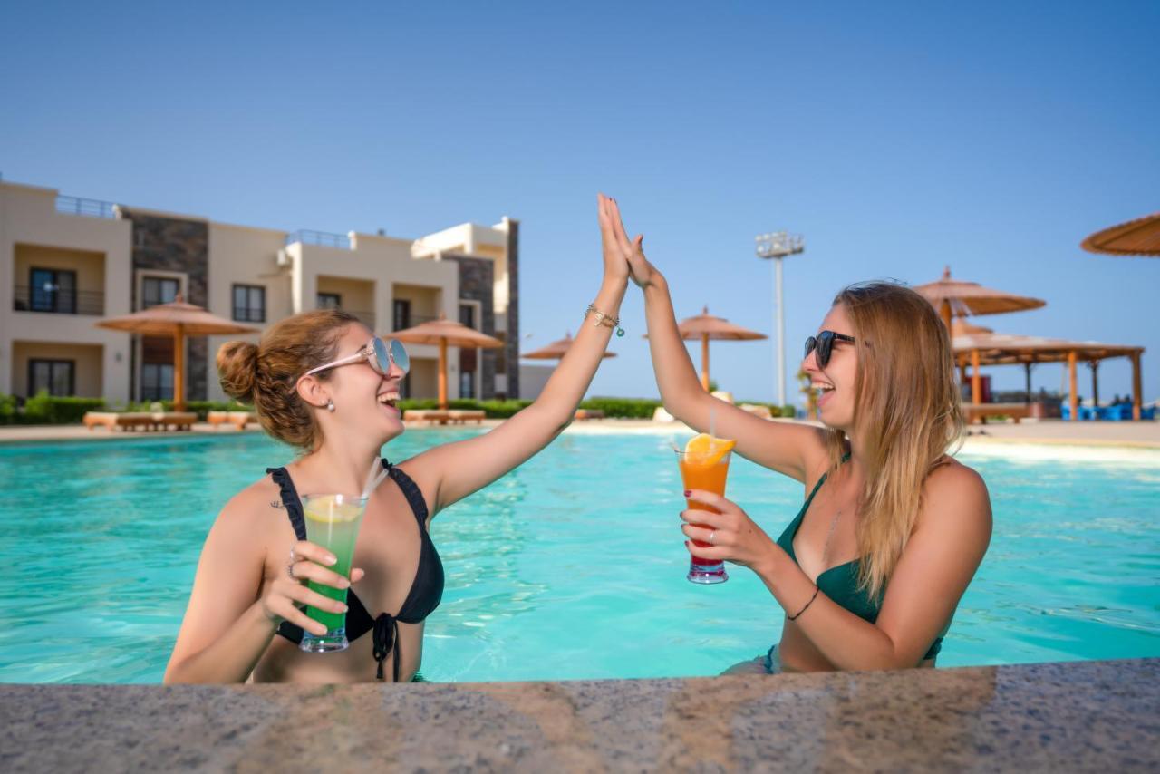 Station touristique New Eagles Aqua Park 4*