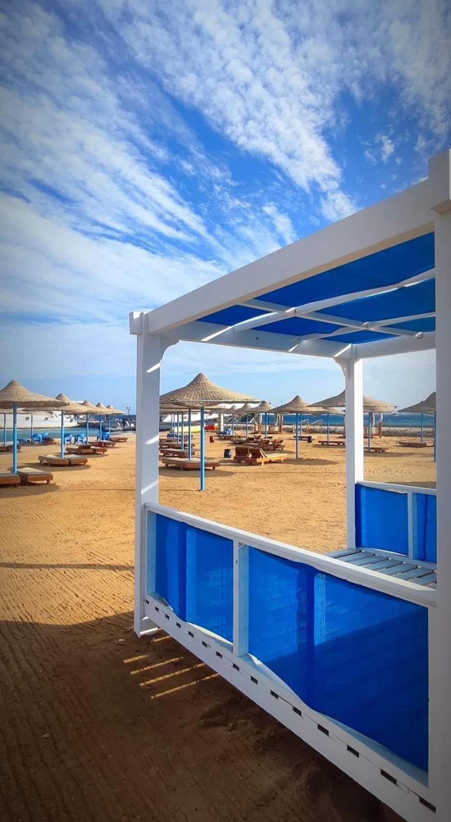 New Eagles Aqua Park אתר נופש 4*